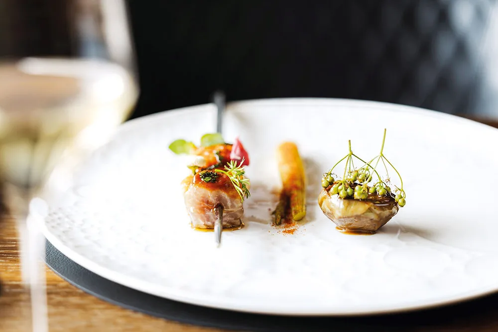 Spiedo di fiume e lago, ricetta del ristorante Granbaita Gourmet (BZ).