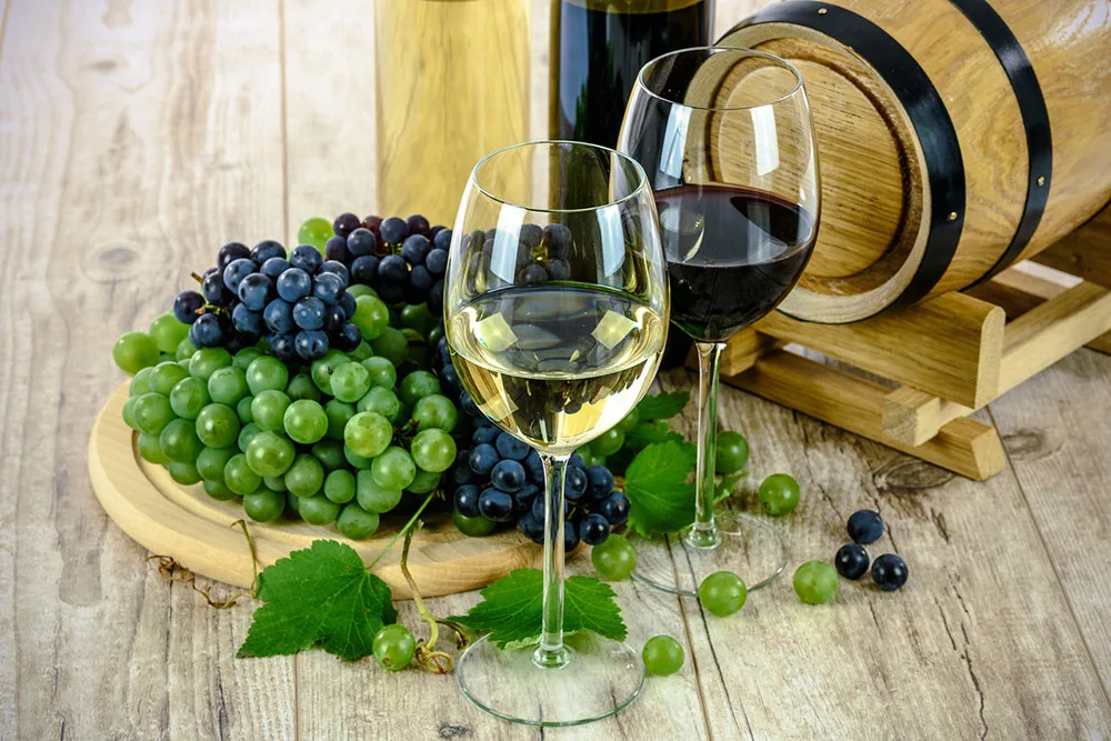 Vino (Osservatorio Paesi Terzi): Italia superpotenza a bassi regimi nel 2017 (+5,9%)