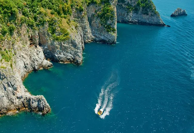 Al Monastero Santa Rosa Hotel&Spa per scoprire Conca dei Marini, eletto terzo borgo più bello d’Italia