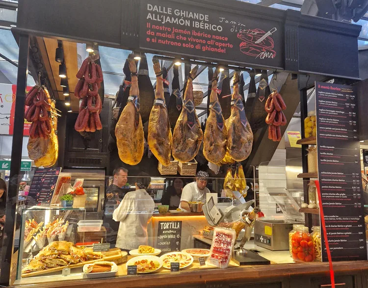 Al Mercato Centrale di Firenze apre la bottega de L’Jamón Ibérico de Bellota
