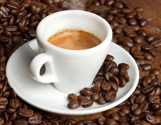 Malattie epatiche: il consumo di caffè associato ad una riduzione del rischio fino al 70%, secondo l’ultimo Report ISIC