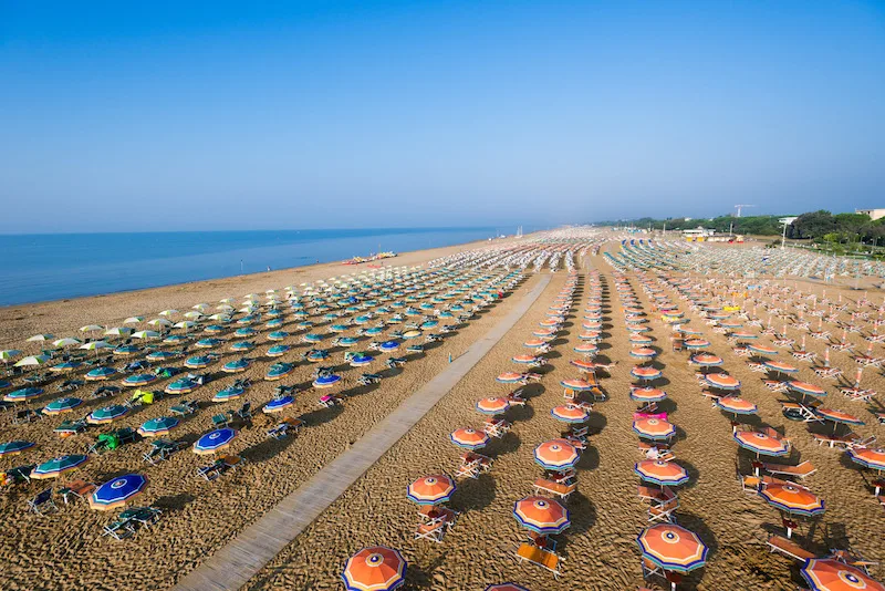 Stop al fumo in spiaggia a Bibione