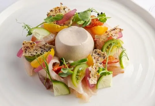 Cialedda di ricciola con gelato al pane