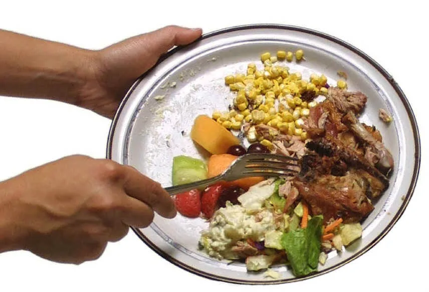 Spreco alimentare: ogni italiano getta 3kg di cibo al mese