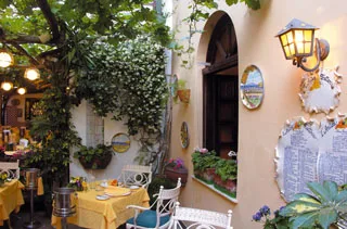 Il passato nel presente All’Antica Trattoria di Sorrento