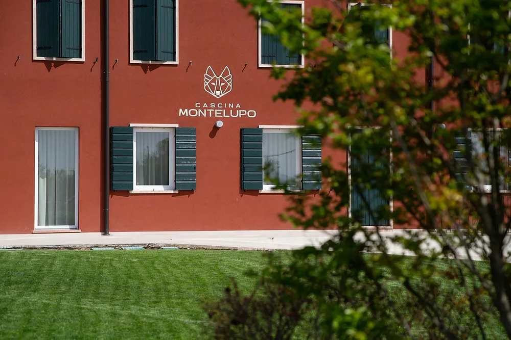 Tinazzi inaugura Cascina Montelupo sulle colline del Garda