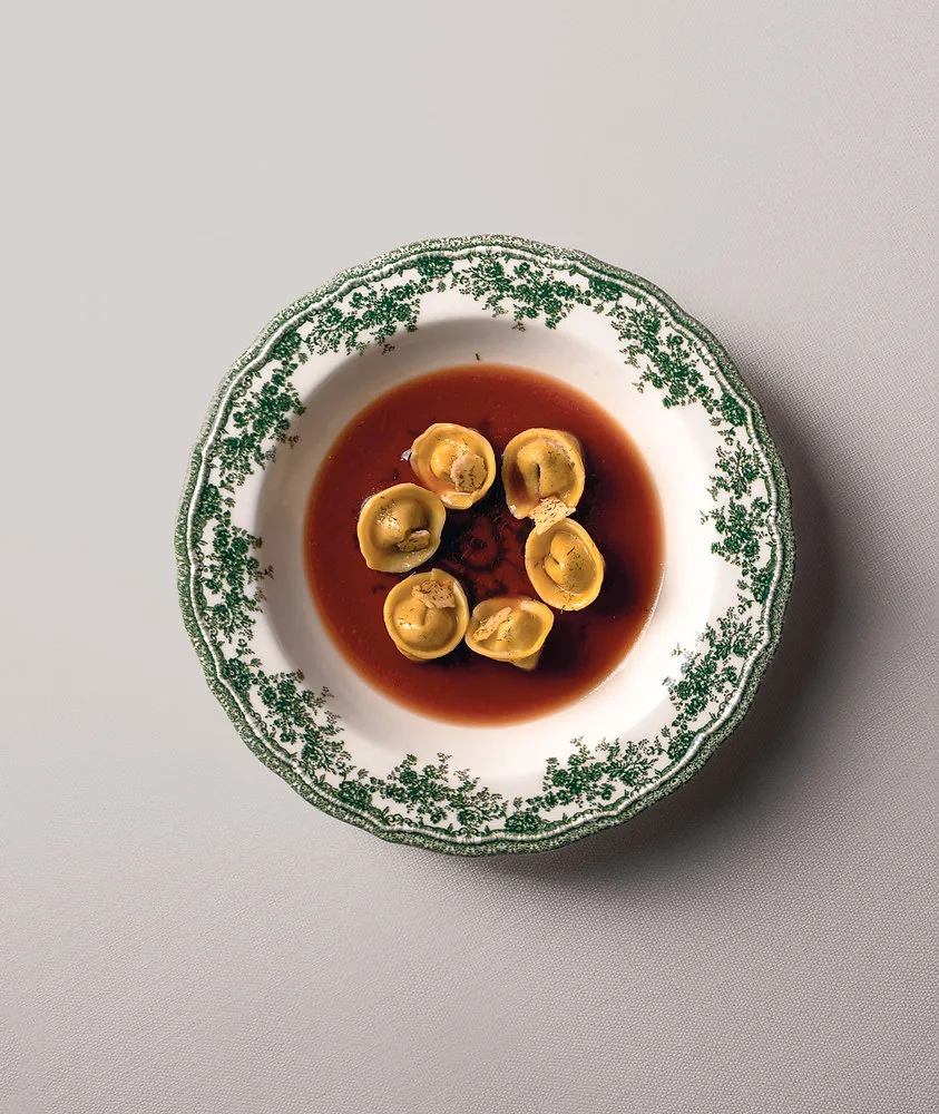 Raviolo borsch, ricetta del ristorante La Cucina: non il solito ristorante di Rho (MI).