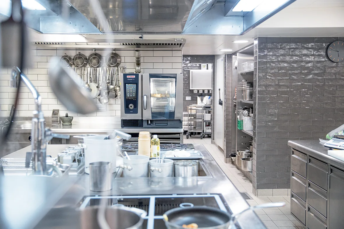 iCombi Pro di Rational. IL NUOVO PUNTO DI RIFERIMENTO PER LE CUCINE PROFESSIONALI.