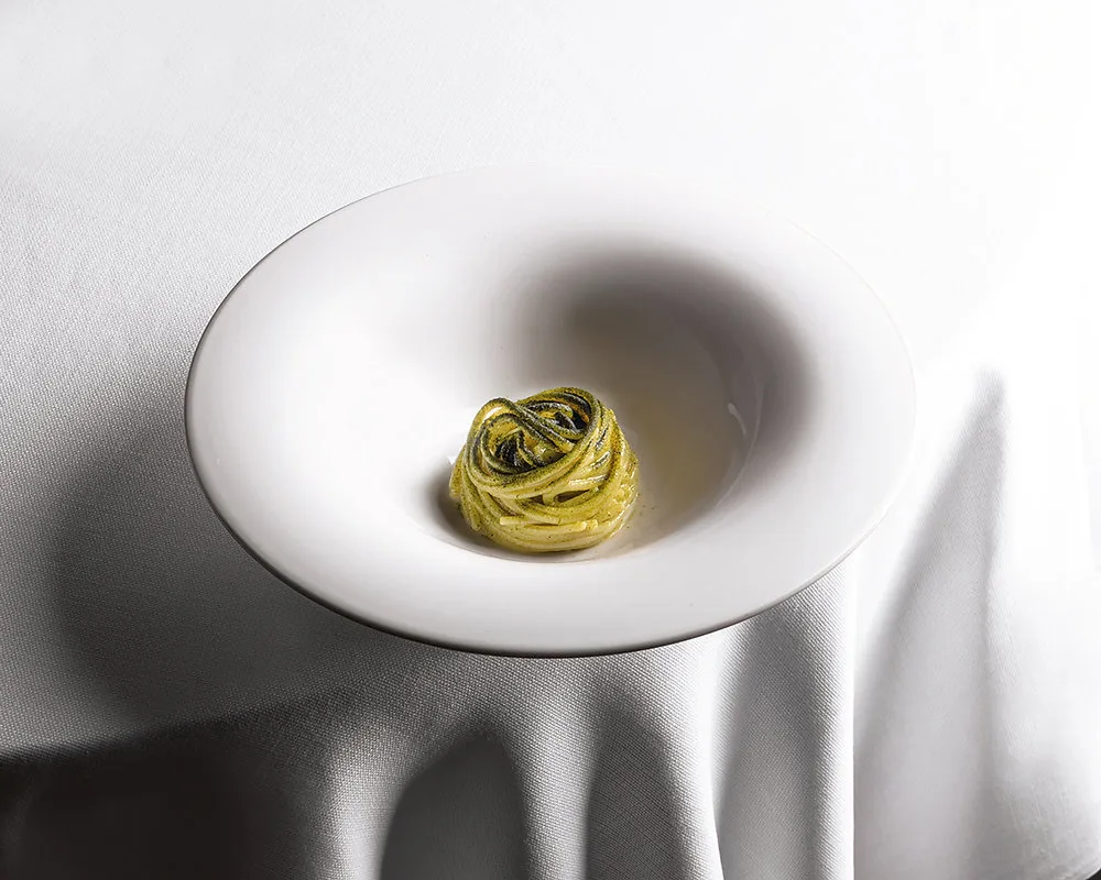 Spaghetto di alghe, ricetta del ristorante La Cucina: non il solito ristorante di Rho (MI).