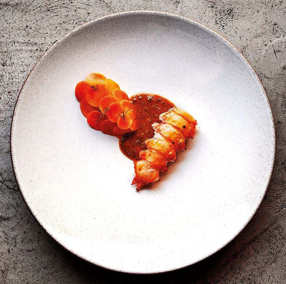 Scampo e carote, ricetta del ristorante Kontrast di Oslo (Norvegia)