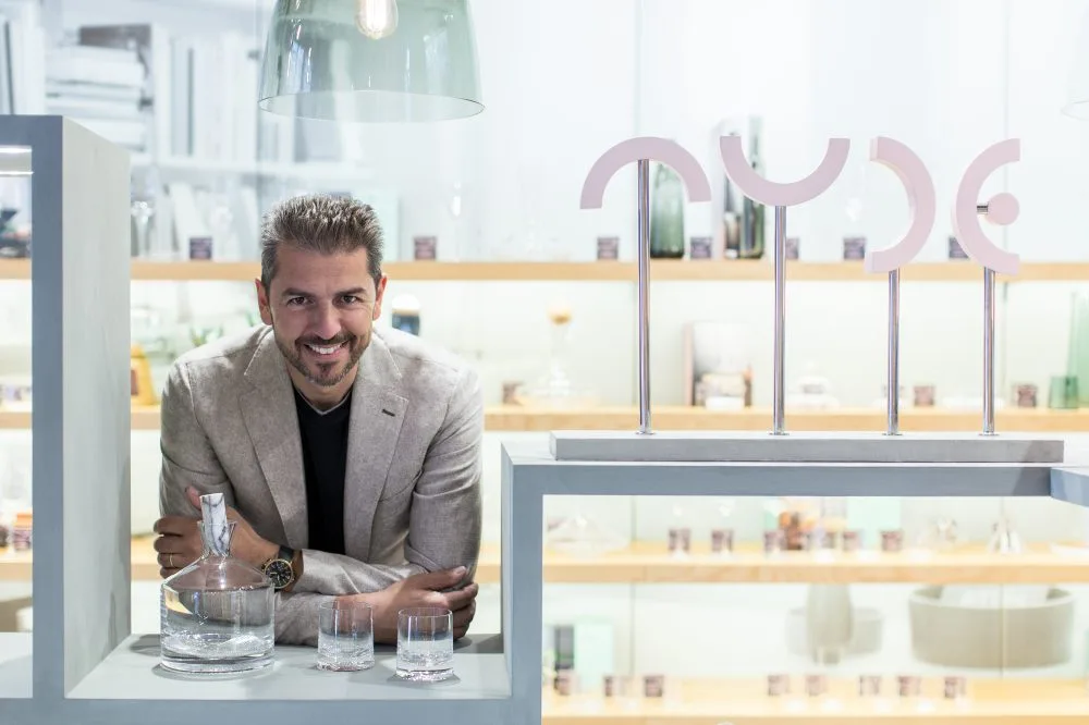 La nuova partnership di Nude con Andrea Berton