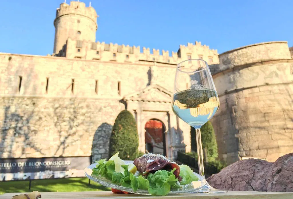 Happy Trentodoc: aperitivi speciali per la 13ª edizione di Trentodoc Bollicine sulla Città