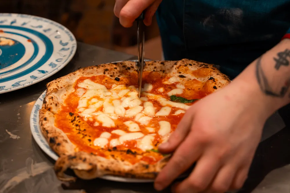 La verace pizza di Fratelli Coppola arriva a Cantù Asnago