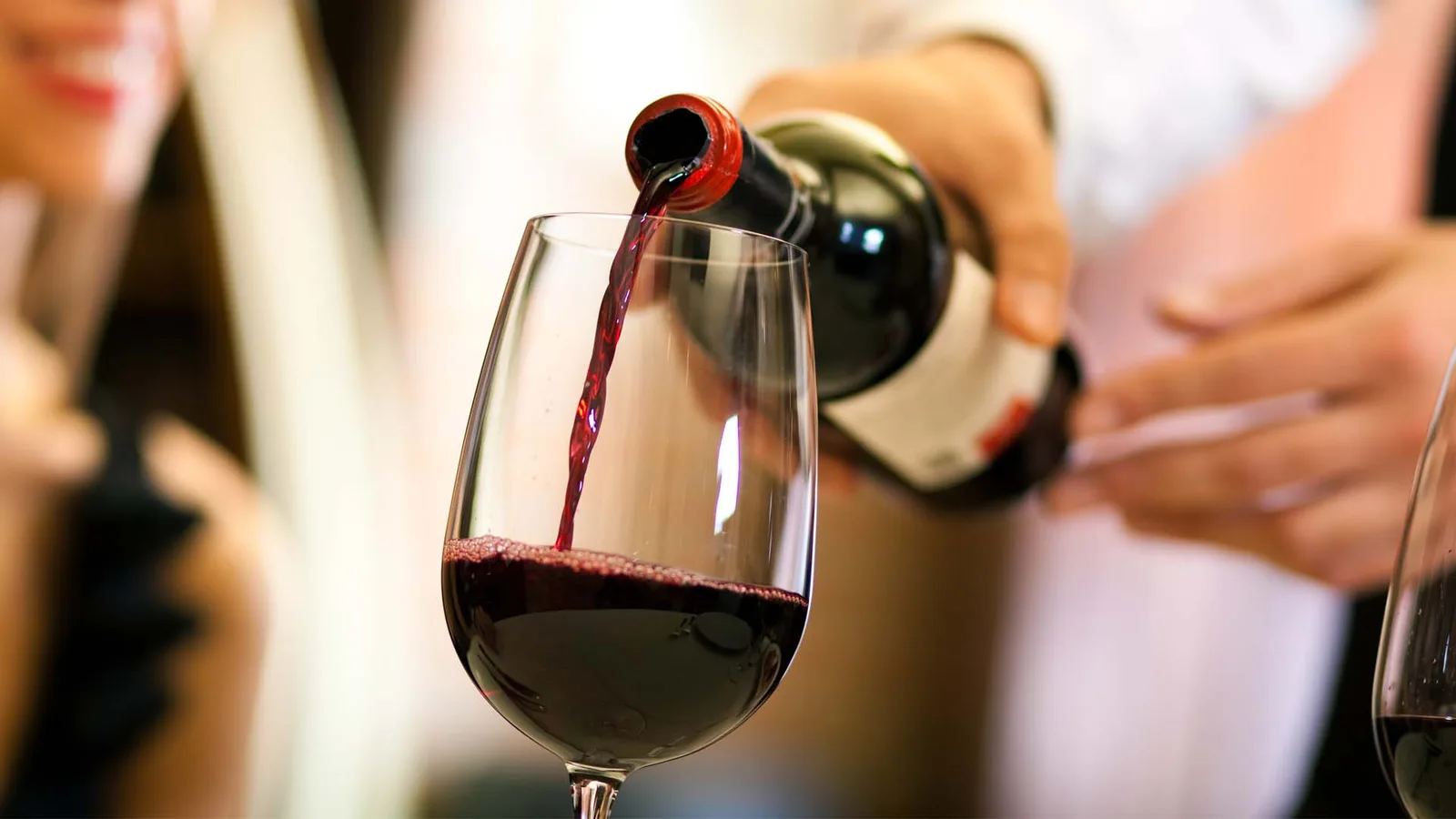Vino (uiv): export italia- usa a -6% nel 2020