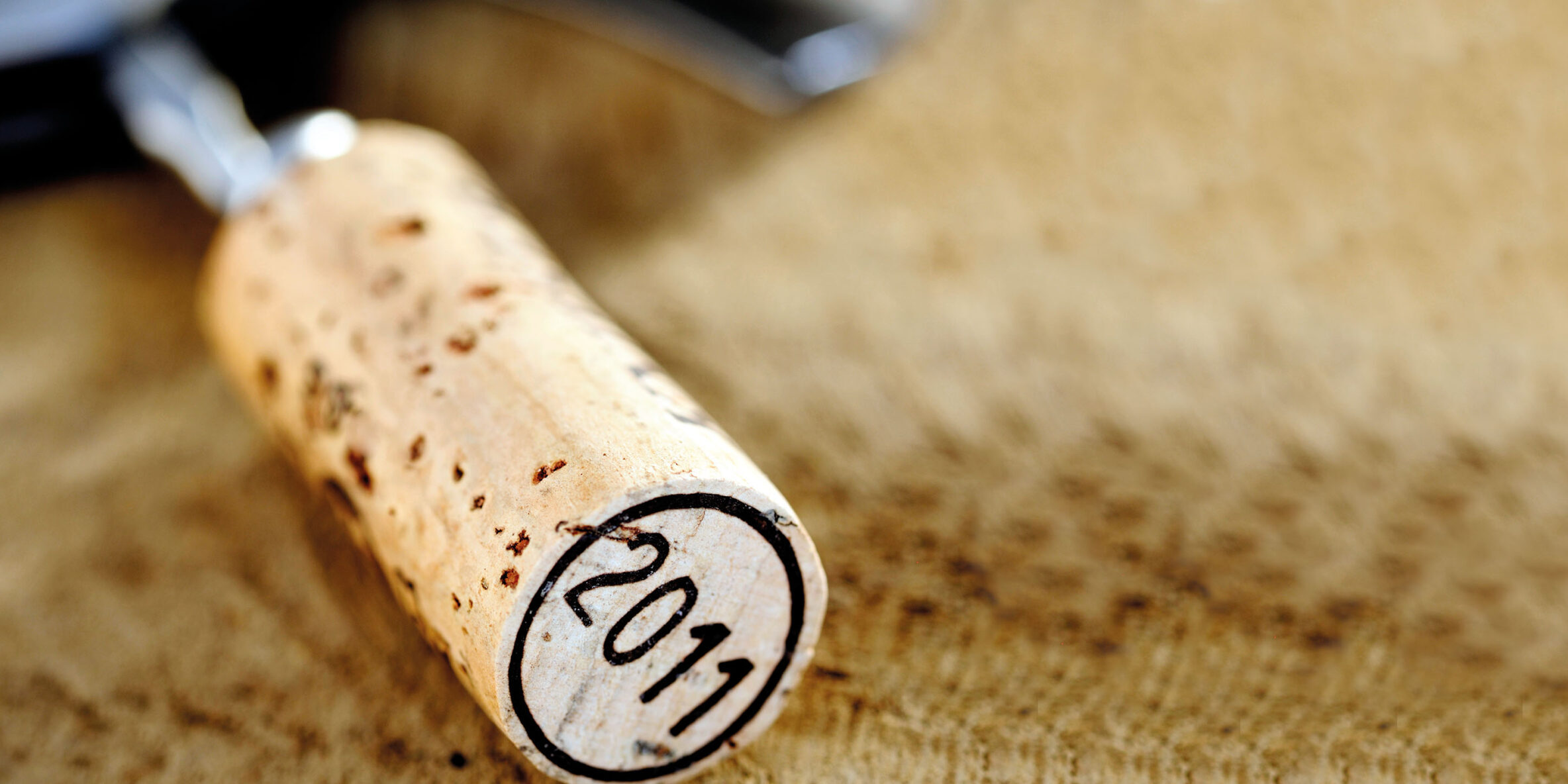 Cork “2011” on screwpull