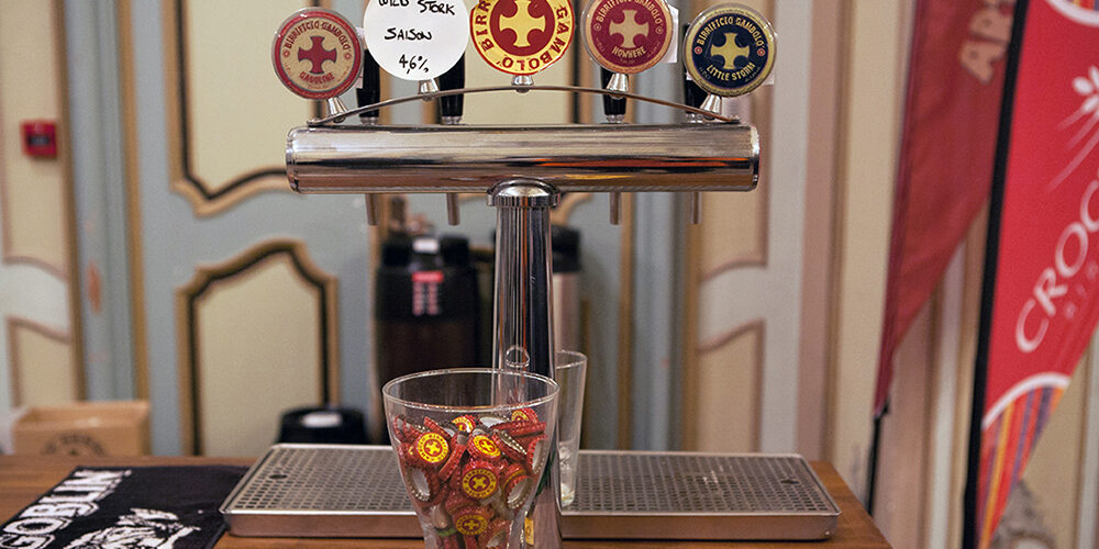 21978688883_621115989d_o