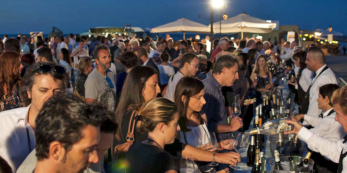 Tramonto DiVino Tramonto DiVino: il Gusto dell’Estate in Emilia Romagna