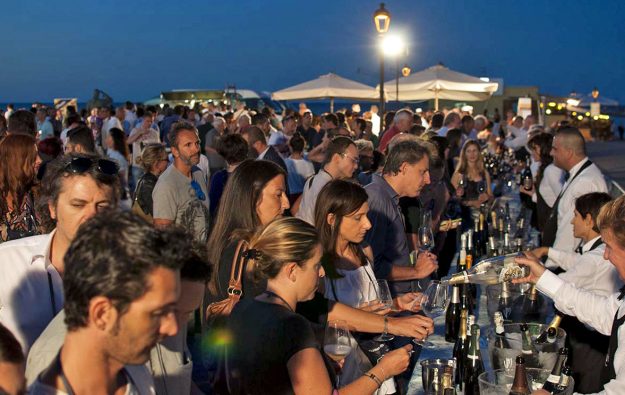 Tramonto DiVino Tramonto DiVino: il Gusto dell’Estate in Emilia Romagna