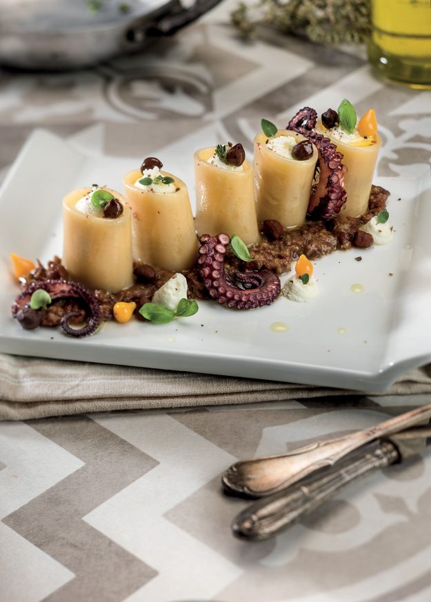 Paccheri di grano duro ceci neri e polpo alla piastra