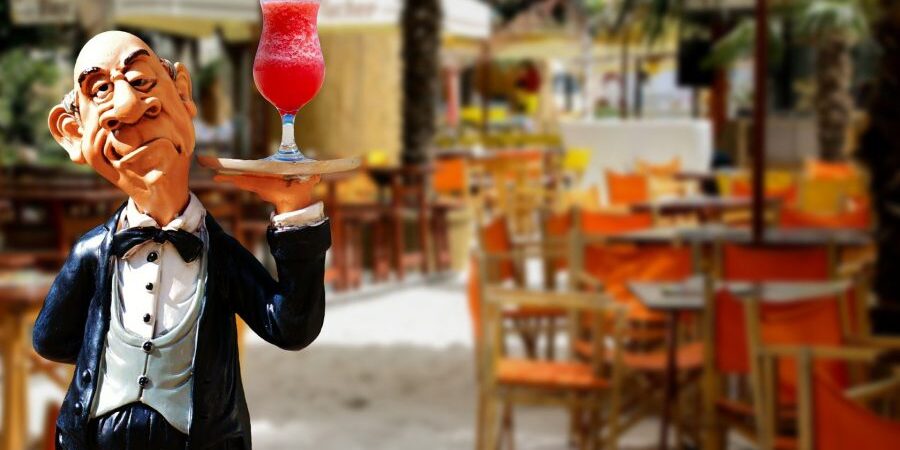 stagione-estiva-terziario Stagione estiva: il terziario come settore trainante