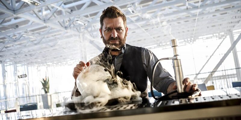 cocktail Bartender Mirco Turconi del Lounge Bar Piano35