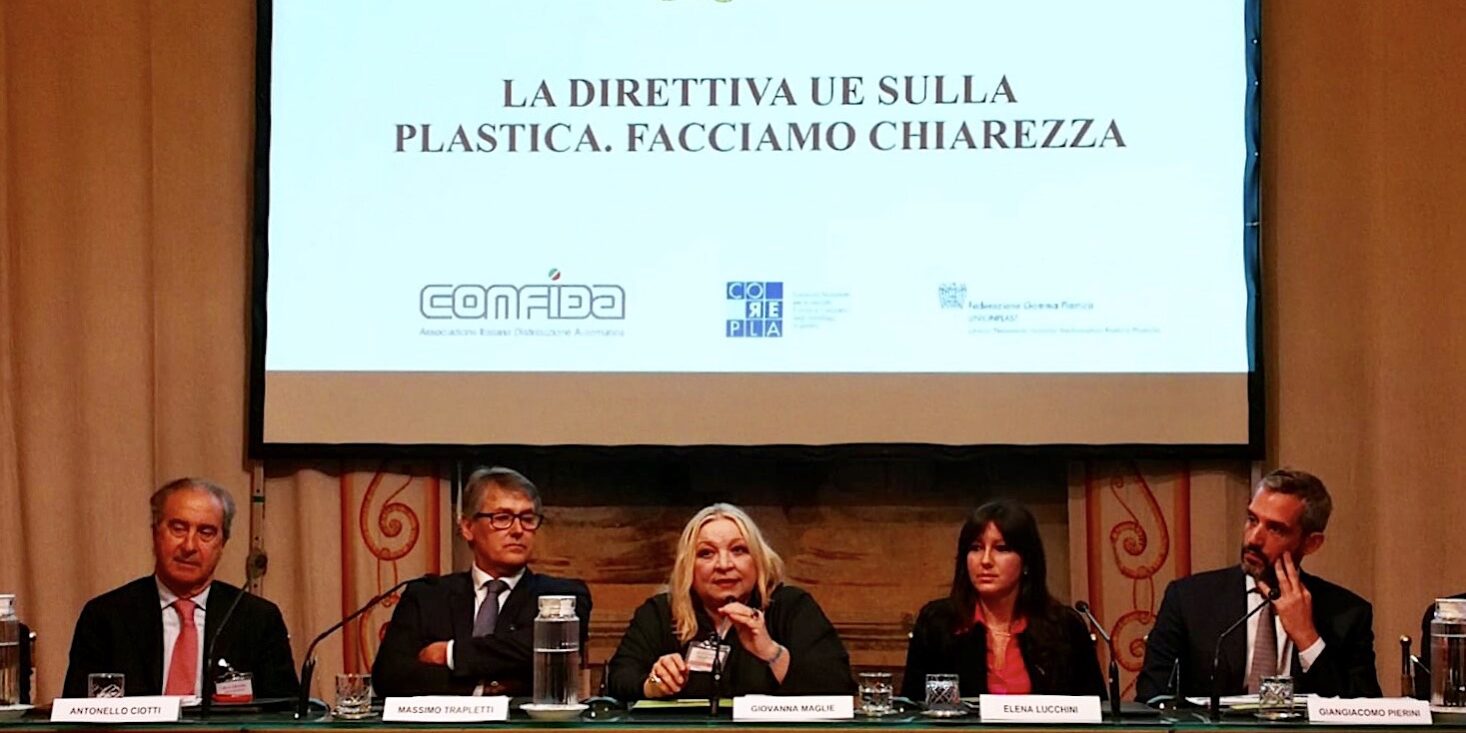 Plastica monouso Plastica monouso - a rischio chiusura 30 aziende italiane