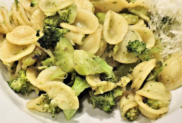 mercatino del gusto a maglie (lecce)