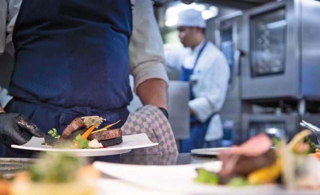 Piatti pieni, bidoni vuoti