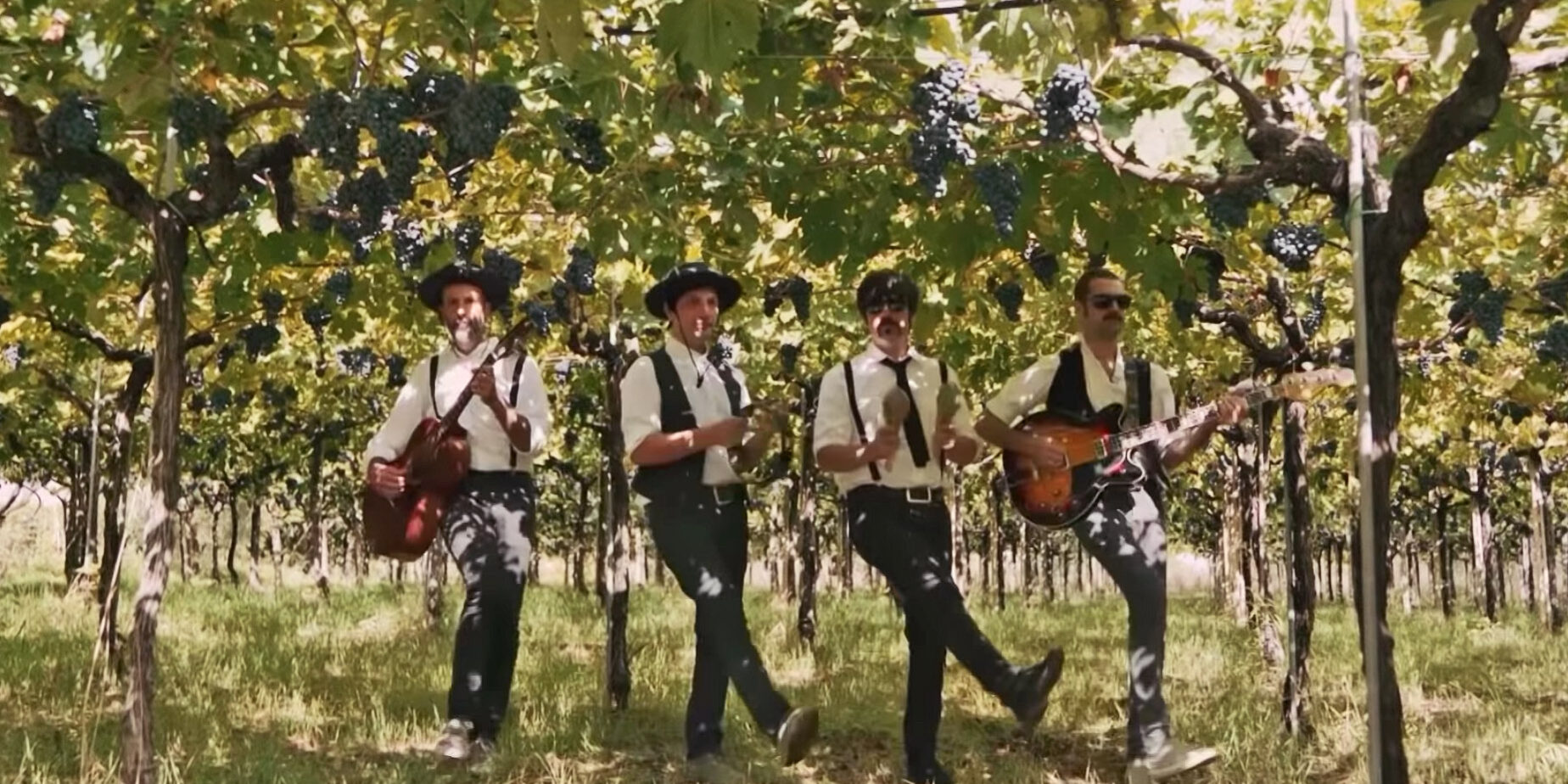 Cantina Tollo ospita le riprese del videoclip "Lions"