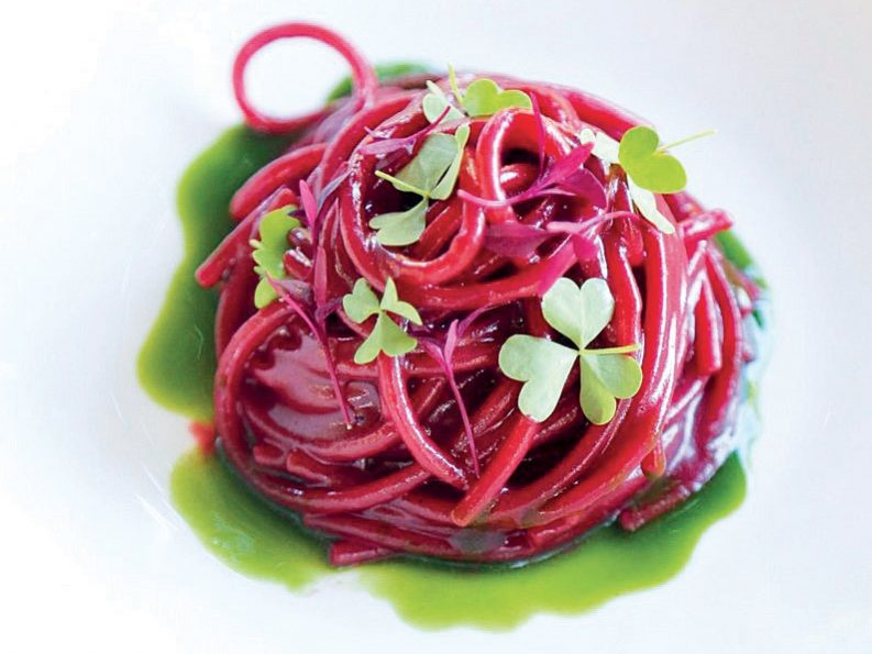 SpSpaghettoni alla barbabietola