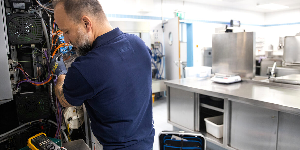 TechService_1822_Motor_Mechanics_image-press copia