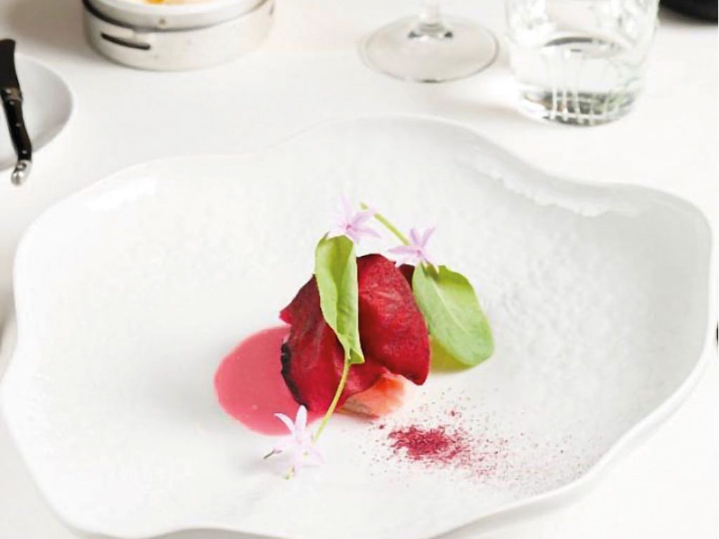 Filetto di trota Silana con mele selvatiche dello chef Simone Cantafio