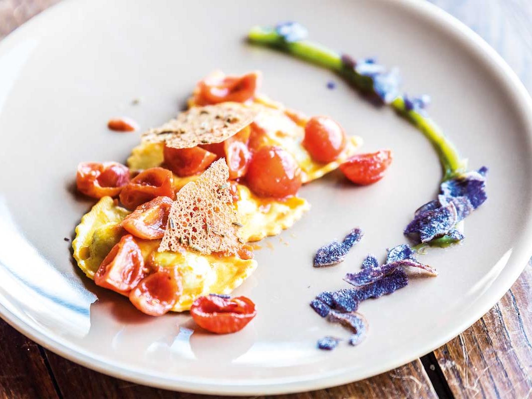 Panzerotti, orapi, pachino e patate viola