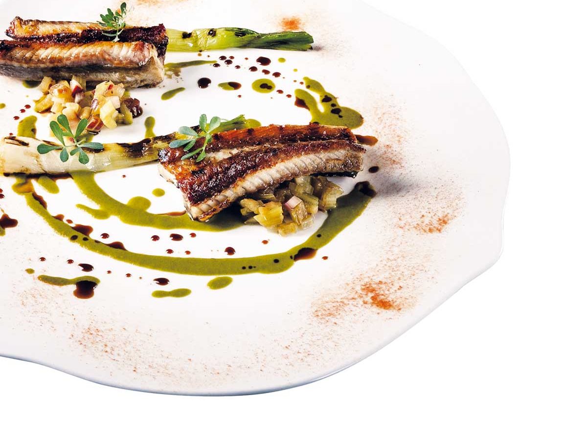 anguilla, rabarbaro, cipollotto e aceto balsamico dello chef Irvin Zannoni