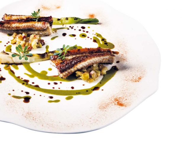 anguilla, rabarbaro, cipollotto e aceto balsamico dello chef Irvin Zannoni