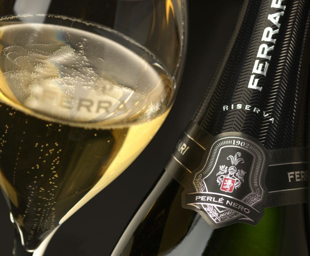 ferrari-perlé-nero-calice
