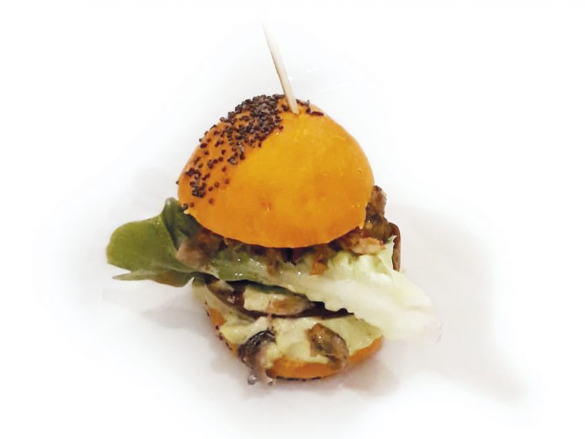 Mini hamburger di cozze con panino al latte e maionese al basilico, ristorante 20e15