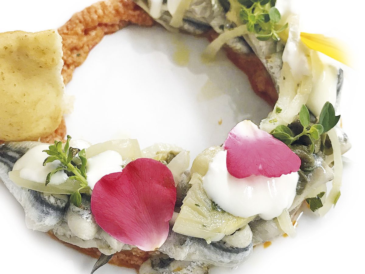 Sardoncini marinati capperi e cipolla con panzanella e burrata, ristorante 20e15