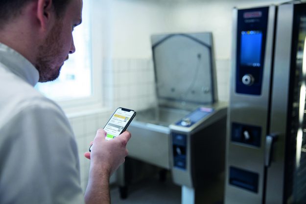 FOTO-RATIONAL-ConnectedCooking-Aggiornamento-automatico