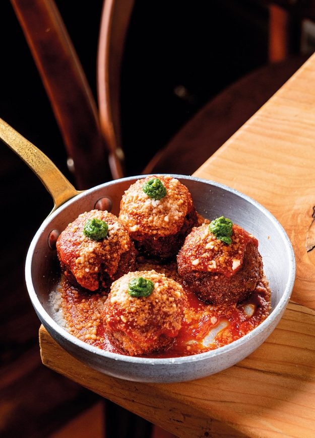 Eggs-Polpette-cacio-e-uova