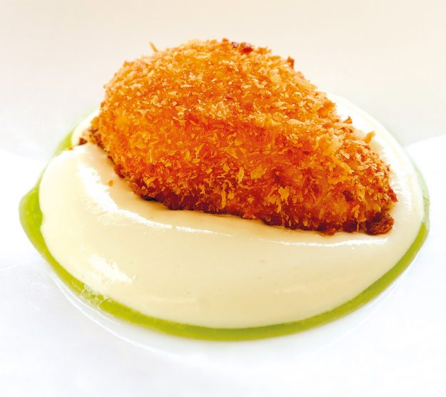 Matteo---Uovo-croccante-spuma-al-parmigiano-gel-di-cetriolo_R