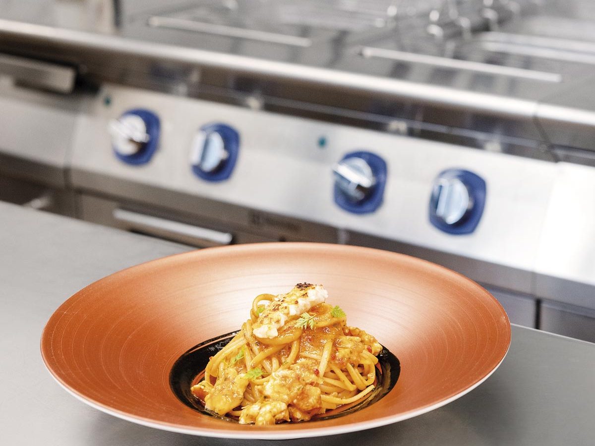 Linguine alla Busara di scampi