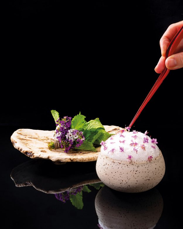 Azurmendi---Cagliata-di-Miele_R