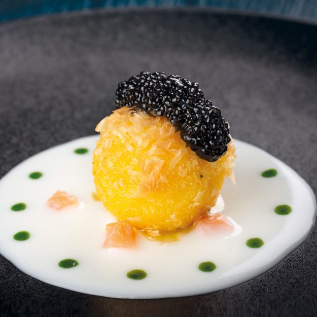 uovo dorato in pasta brick