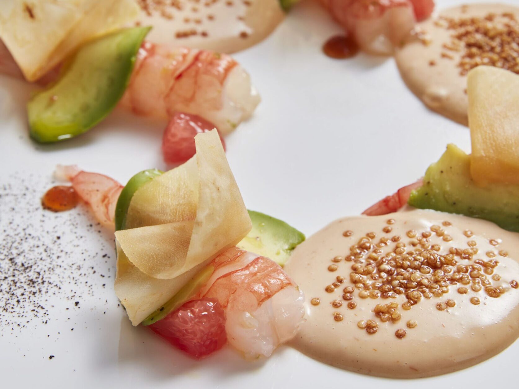 Gambero viola, avocado, sedano rapa, pompelmo, salsa cocktail