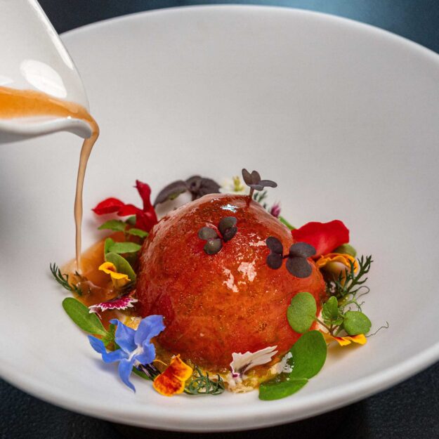 Merluzzo ed emulsione di pomodori marinati