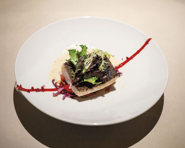 Trota, fragola e cappuccio