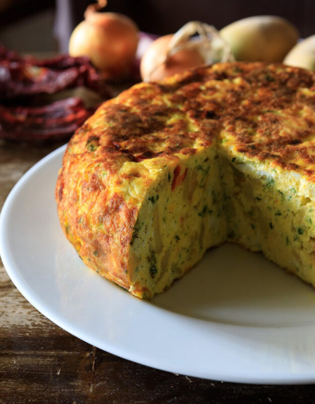 Frittata con fiori di zucca e patate