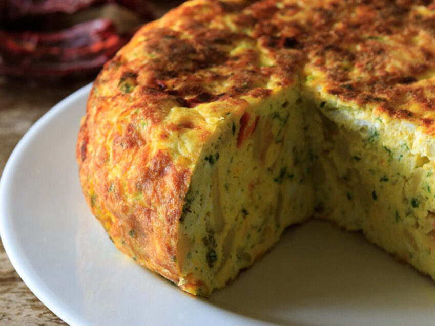 Frittata con fiori di zucca e patate