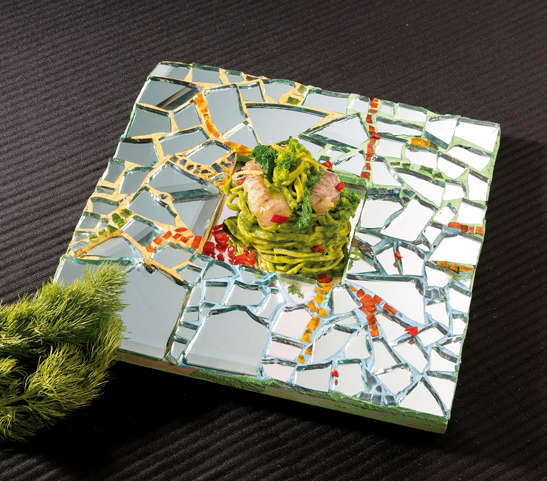 Garbugli taglierini a sfoglia ruvida con canocchie, cime di rapa e limone del Garda